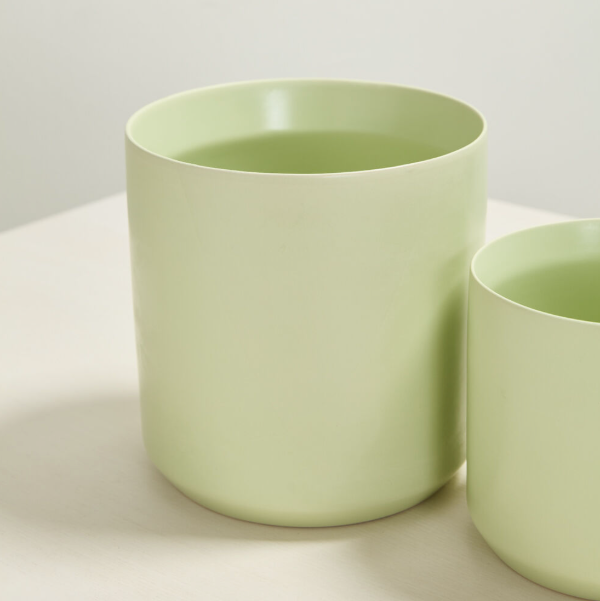 Kendall Pot - Light Green - 8"