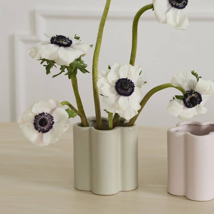 Petal Vase - Light Green